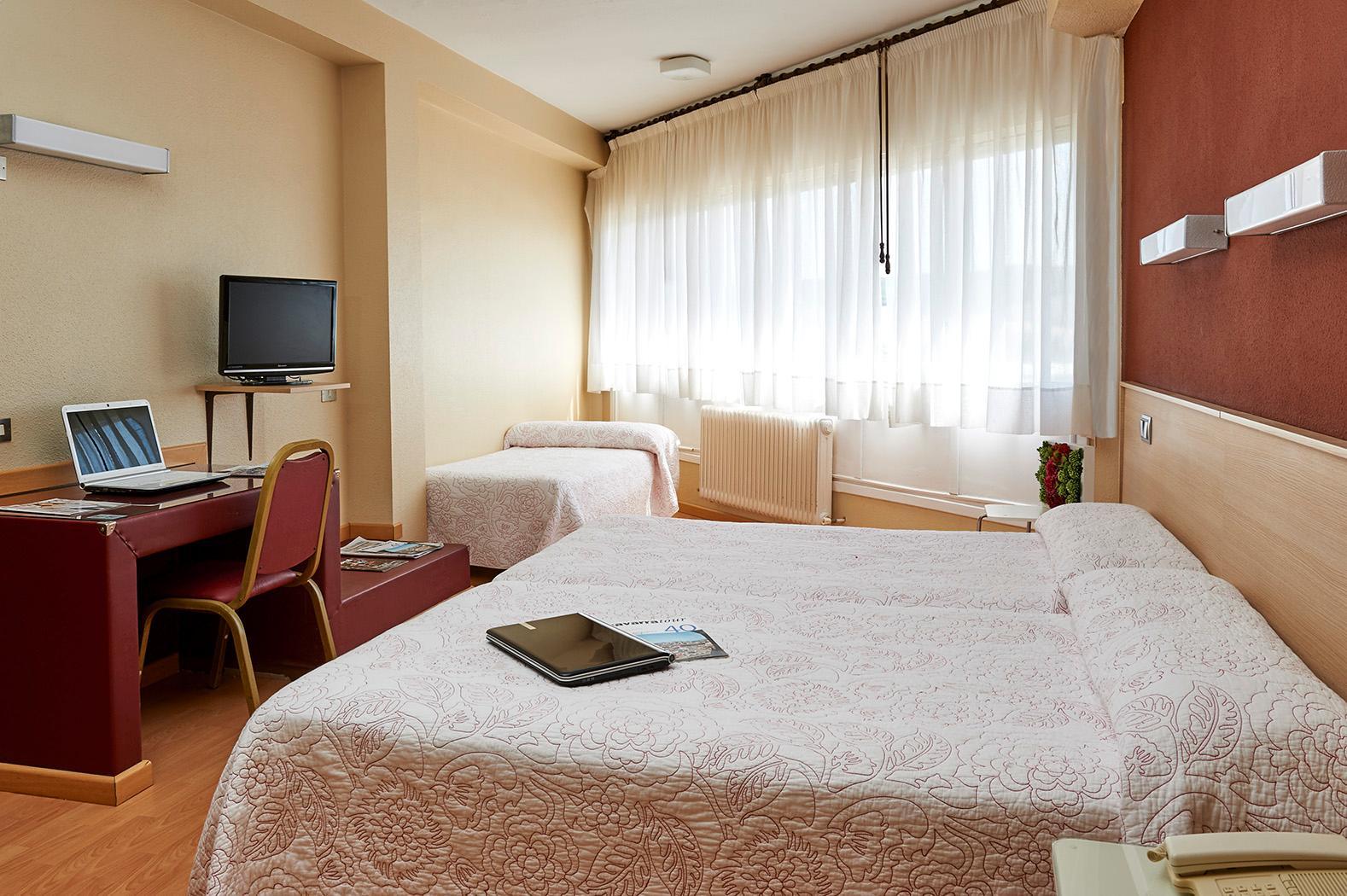 Hotel Alaiz Beriáin Eksteriør billede